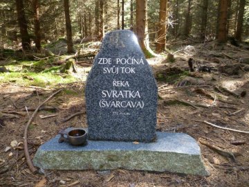 K PRAMENU ŘEKY SVRATKY